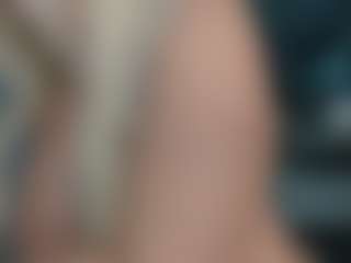 adrianna777's Live Sex Cam Show