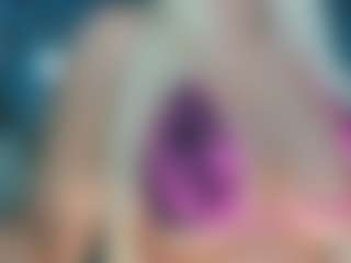 adrianna777's Live Sex Cam Show