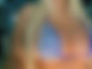 adrianna777's Live Sex Cam Show