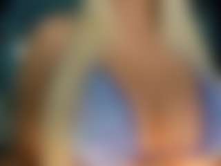 adrianna777's Live Sex Cam Show