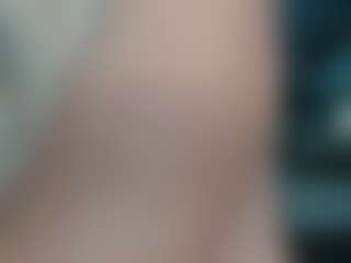 adrianna777's Live Sex Cam Show