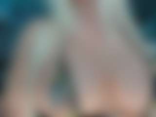 adrianna777's Live Sex Cam Show