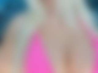 adrianna777's Live Sex Cam Show