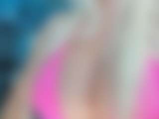 adrianna777's Live Sex Cam Show