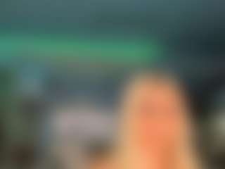 adrianna777's Live Sex Cam Show