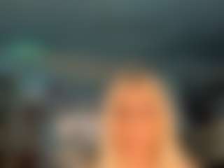 adrianna777's Live Sex Cam Show