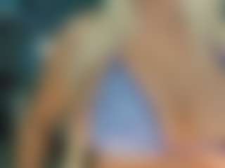 adrianna777's Live Sex Cam Show