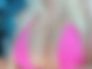 adrianna777's Live Sex Cam Show