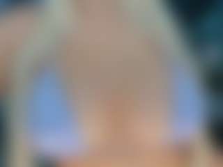 adrianna777's Live Sex Cam Show