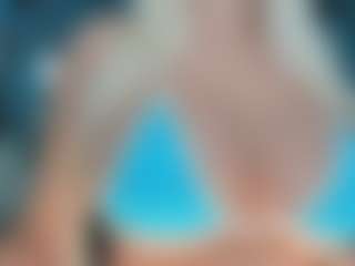 adrianna777's Live Sex Cam Show