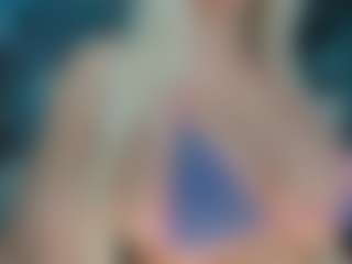 adrianna777's Live Sex Cam Show
