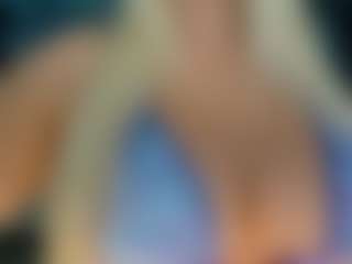 adrianna777's Live Sex Cam Show
