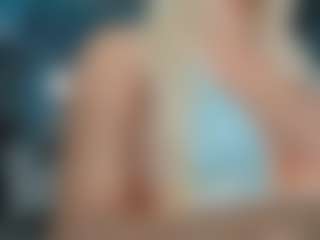 adrianna777's Live Sex Cam Show