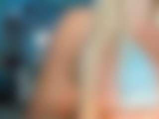 adrianna777's Live Sex Cam Show