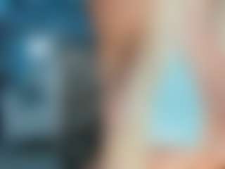 adrianna777's Live Sex Cam Show