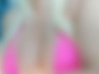 adrianna777's Live Sex Cam Show