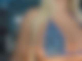 adrianna777's Live Sex Cam Show