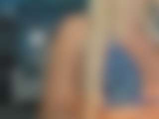 adrianna777's Live Sex Cam Show