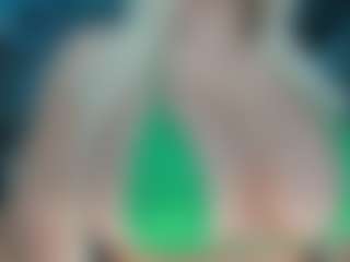 adrianna777's Live Sex Cam Show