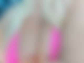 adrianna777's Live Sex Cam Show