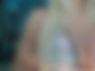 adrianna777's Live Sex Cam Show