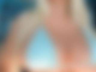 adrianna777's Live Sex Cam Show