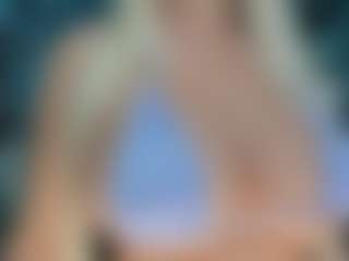 adrianna777's Live Sex Cam Show