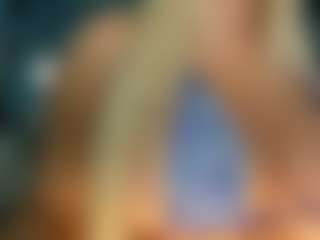 adrianna777's Live Sex Cam Show
