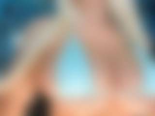 adrianna777's Live Sex Cam Show