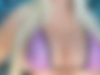 adrianna777's Live Sex Cam Show