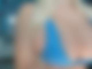 adrianna777's Live Sex Cam Show