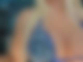 adrianna777's Live Sex Cam Show