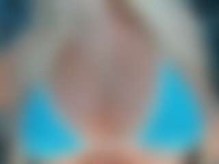 adrianna777's Live Sex Cam Show