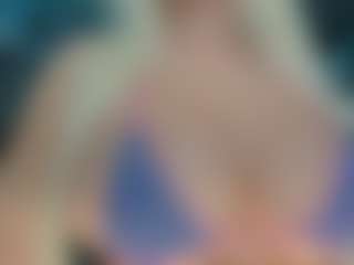 adrianna777's Live Sex Cam Show