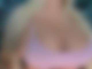 adrianna777's Live Sex Cam Show