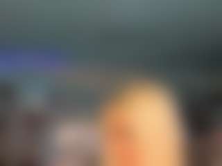 adrianna777's Live Sex Cam Show