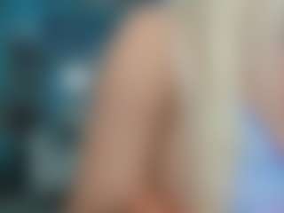 adrianna777's Live Sex Cam Show