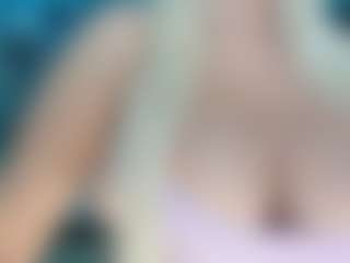 adrianna777's Live Sex Cam Show