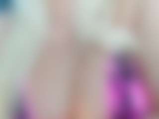 adrianna777's Live Sex Cam Show
