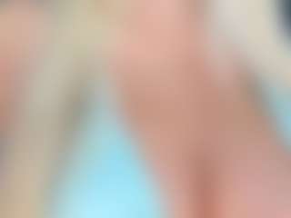 adrianna777's Live Sex Cam Show