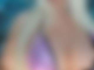 adrianna777's Live Sex Cam Show