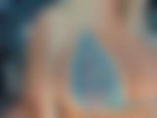 adrianna777's Live Sex Cam Show