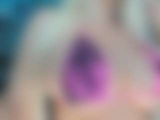 adrianna777's Live Sex Cam Show