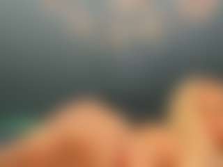 adrianna777's Live Sex Cam Show
