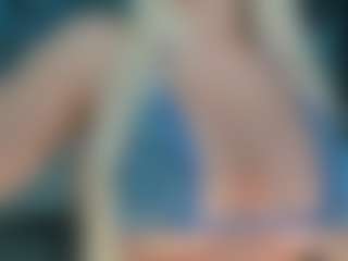 adrianna777's Live Sex Cam Show