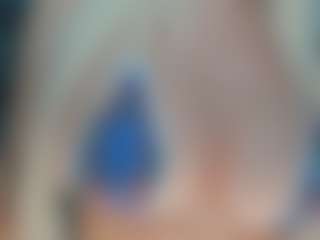 adrianna777's Live Sex Cam Show