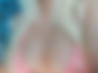 adrianna777's Live Sex Cam Show
