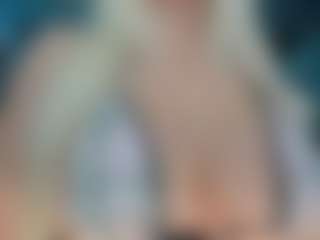 adrianna777's Live Sex Cam Show