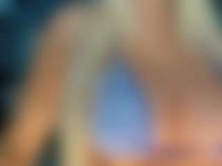 adrianna777's Live Sex Cam Show