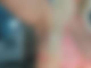 adrianna777's Live Sex Cam Show